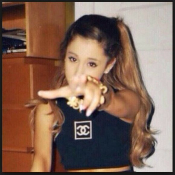 CHANEL IDENTIFICATION ICONIC CROP TOP CC BLACK CROPPED ARIANA GRANDE Sz S - Picture 1 of 4